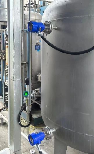 Stimmgabel-Niveauschalter: Funktionsprinzip, Vorteile & industrielle Anwendungen