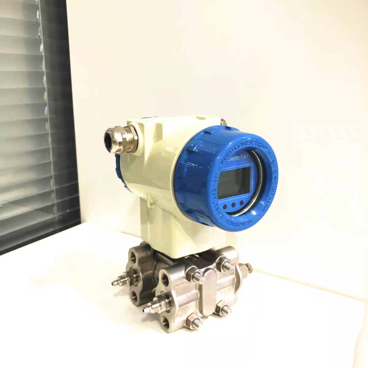 Jüngste Firmenfälle über Ist der Multiparameter-Transmitter für Rohrleitungen mit kleinem Durchmesser geeignet?