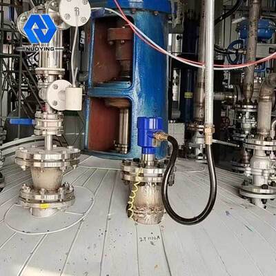 Ein guter Preis. Frequenz-Modulations-Radar-waagerecht ausgerichteter Übermittler-Antikorrosion NYRD900 80G Online